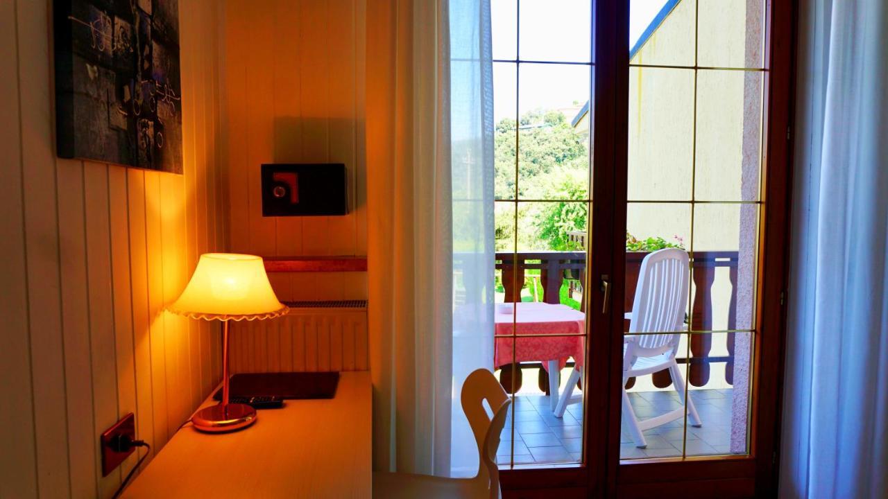 Family Room Garden View