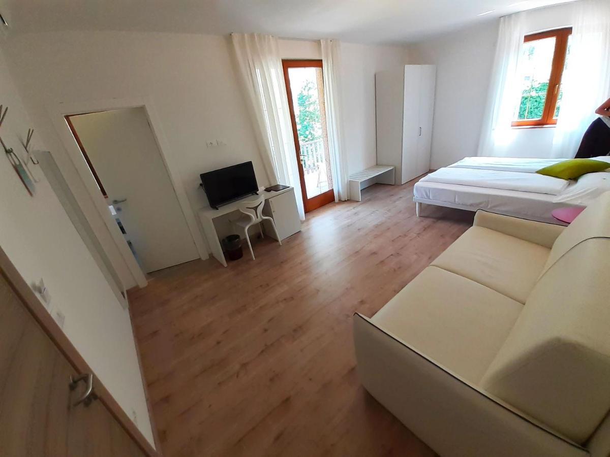 Double or Twin Room Mountain View