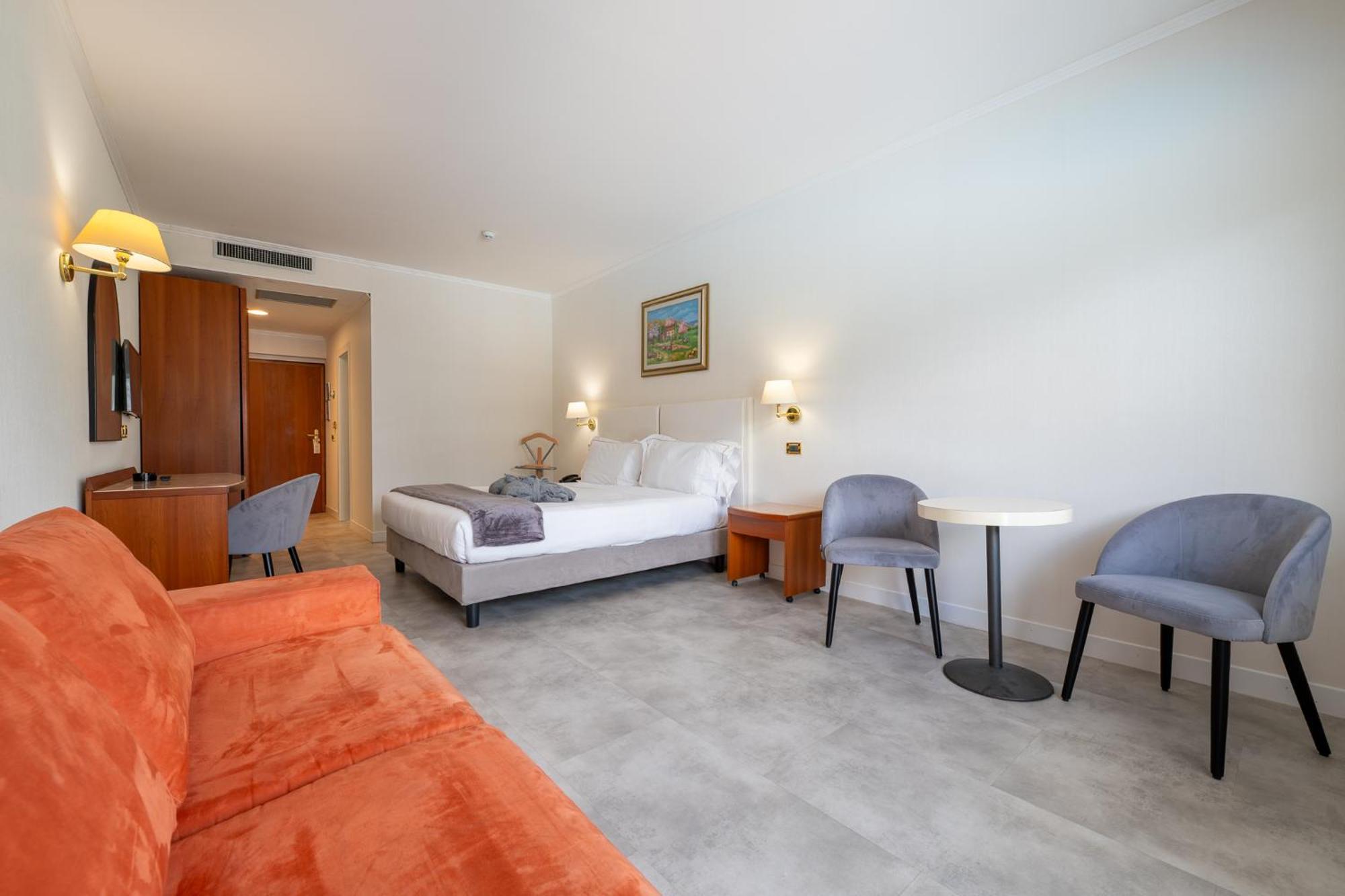 Deluxe Double Room Balcony